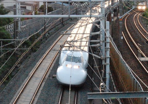 Shinkansen by miltonyugo