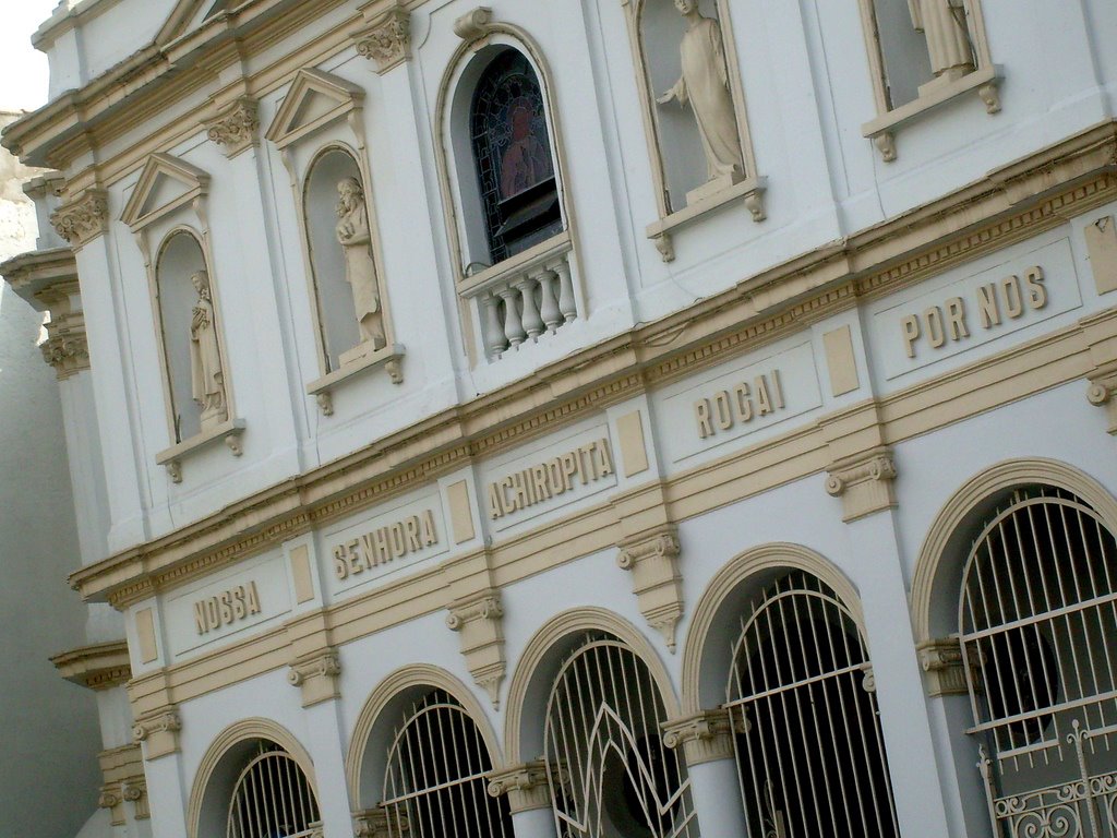 Igreja N. S. Achiropita na região do Bixiga - centro de São Paulo by Yuri Alexandre