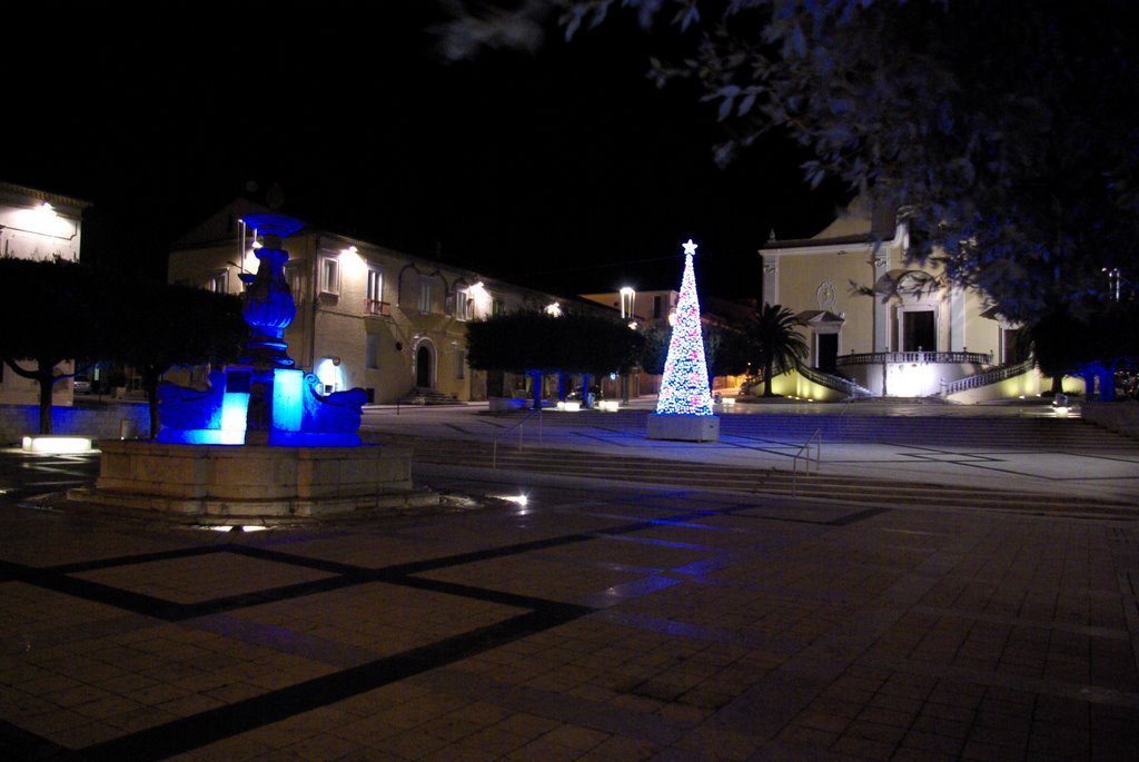 Natale 2008 Piazza S. Martino Cerreto Sannita BN by indiafoto