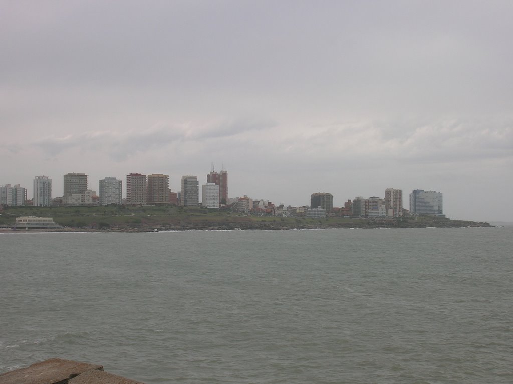 El cabo corrientes desde escollera norte by FERMUCHI