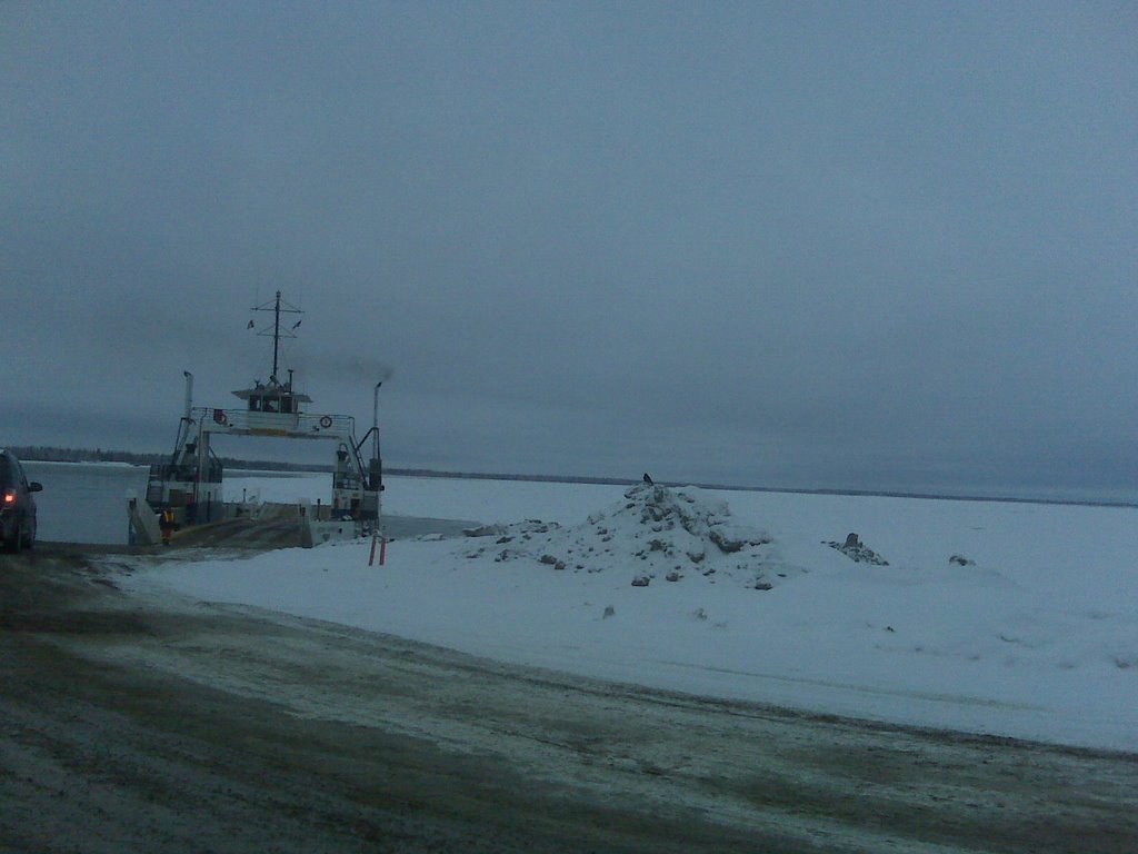 Merv Harvey Ferry, Fort Providence by notl419