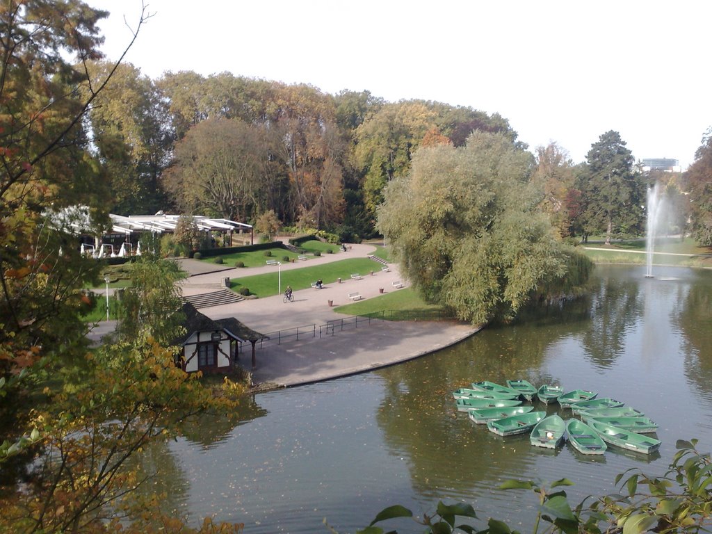 Etang de l'Orangerie by Dennice