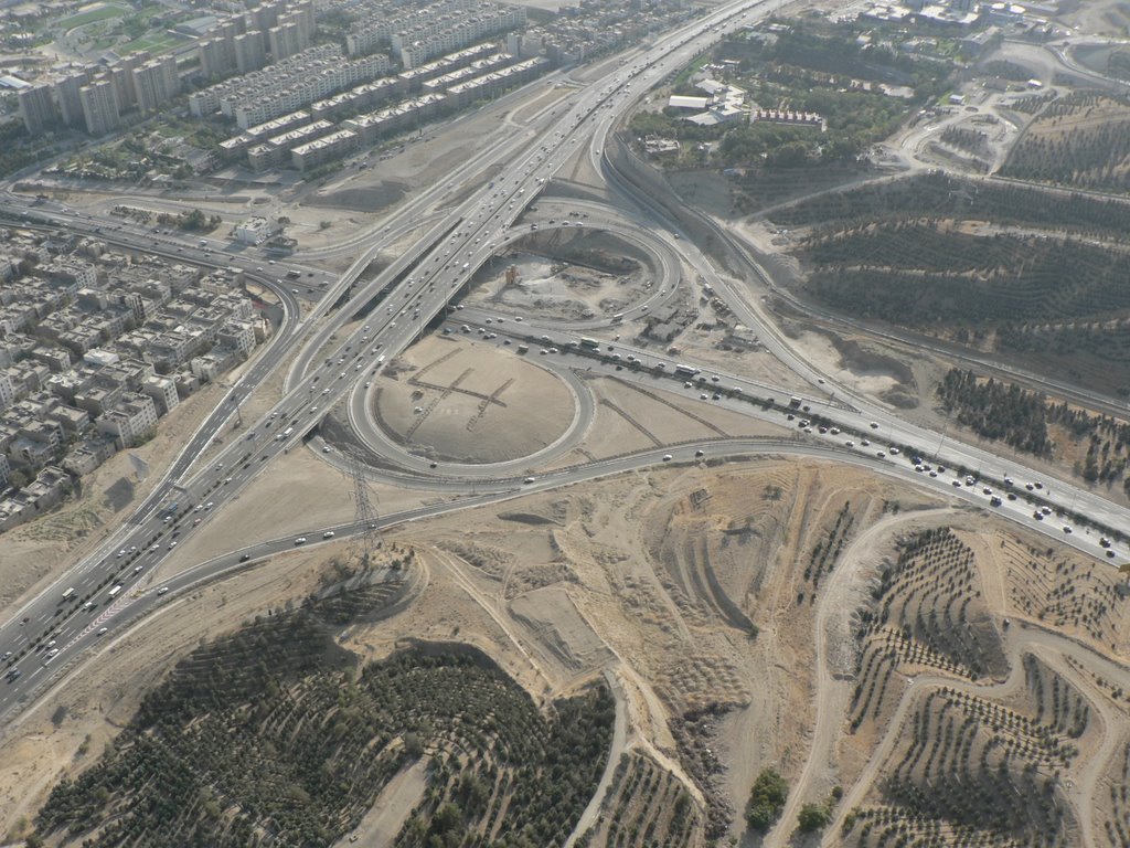 تقاطع بزرگراه رسالت با نوری , Tehran , iran by mehdi saeidi