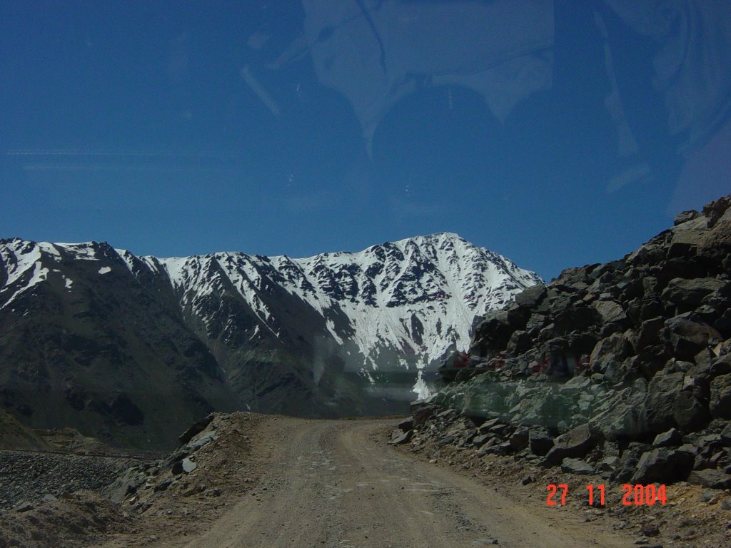 Camino al El Yeso "Cortina abajo izq." by aferrarig