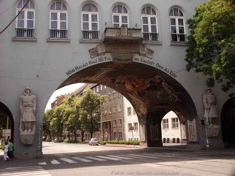 Heroes' Gate - Szeged PICT0406-1 by A. Zoltán Sárdi (pho…