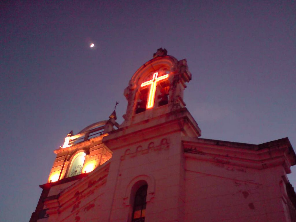 Iglesia lunera. Ares. by ljrozas