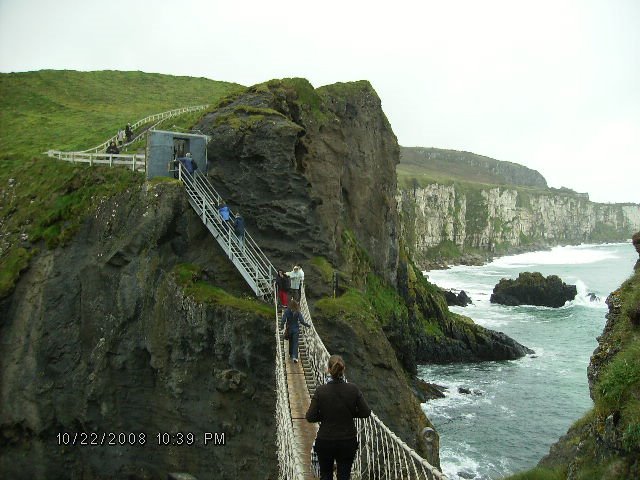 Carrick-a-Rede Rope Bridge by clarkl