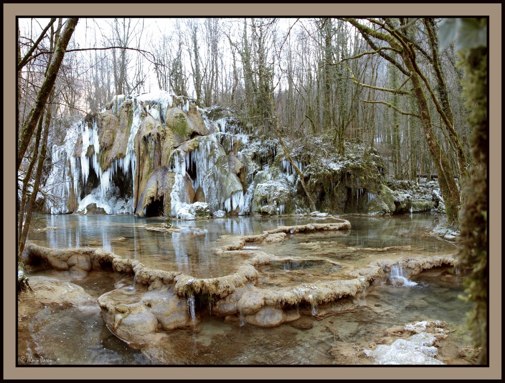 Les Tufs. Cascade de glace 2. A.D by alain darcq