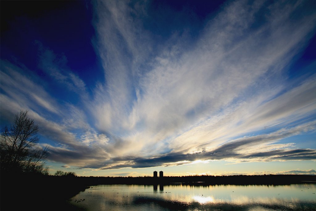 Glenmore Reservoir by Derek Hanking