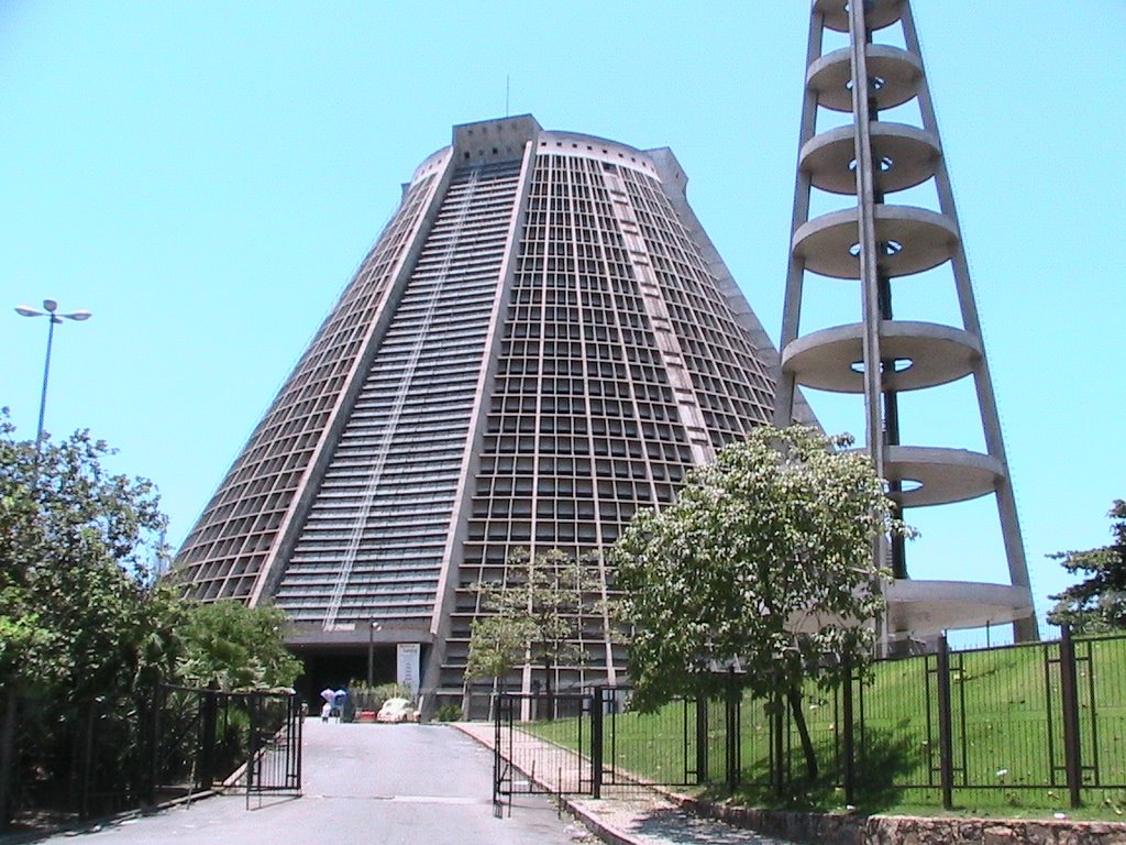 Catedral Metropolitana by Robierto Fernandez