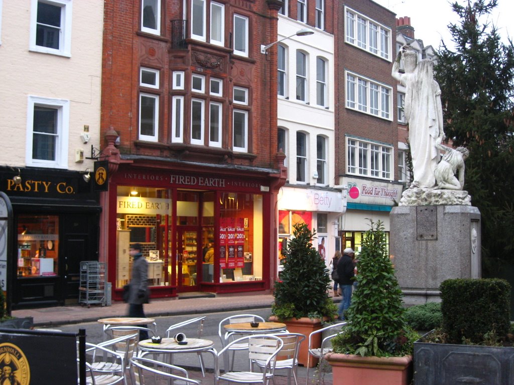 Look Around - Kingston upon Thames Market Place by Wallaseyan