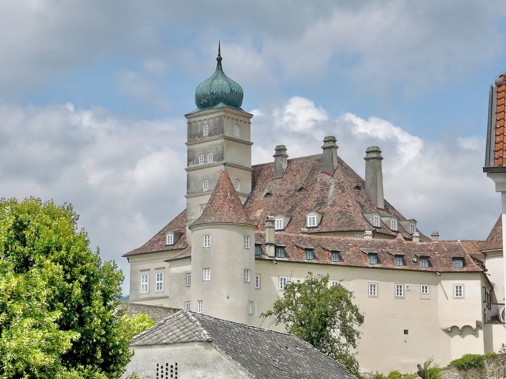 Schloss Schönbühel by Adolf Riess