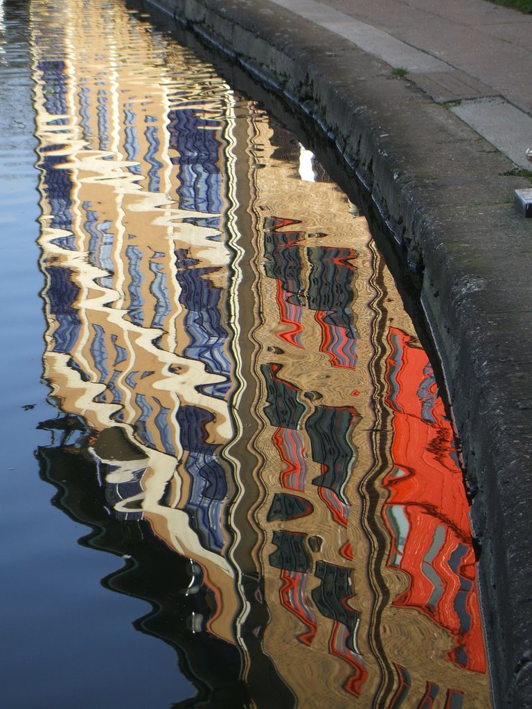 Refections Regents Canal Hoxton by maverickpeter