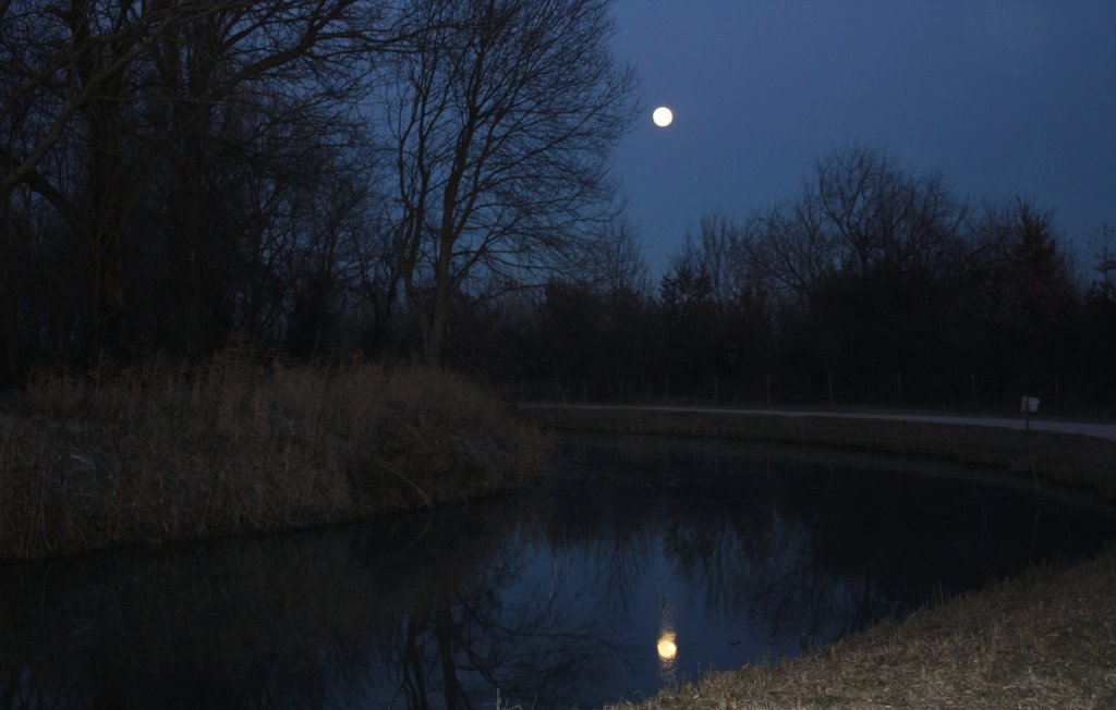 Canale caligo - le 2 lune by lucio fuser