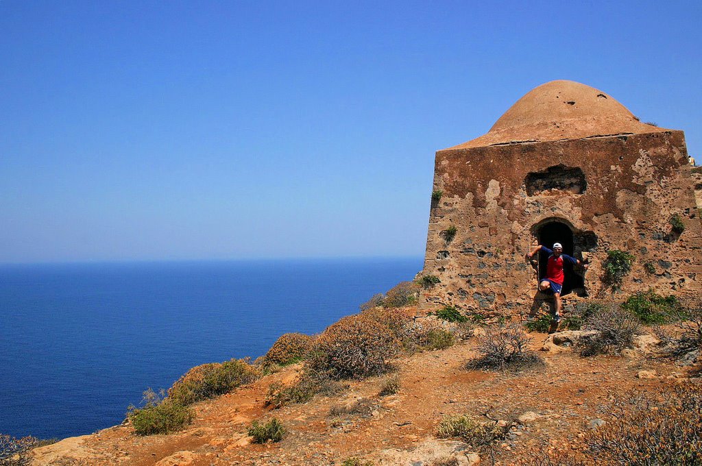 Kissamos, Greece by Edward Stoklossa