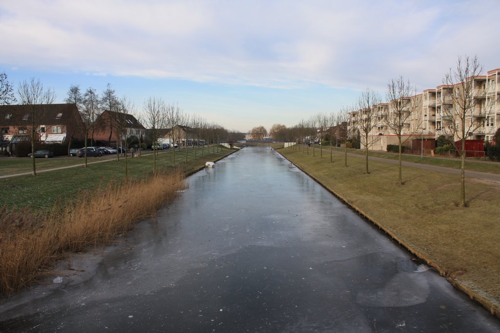 Almere - Leeghwaterplas by Stojan Nejkov