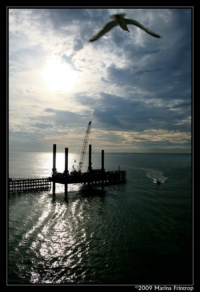 France - Port de Calais Hafeneinfahrt, Frankreich by Marina Frintrop