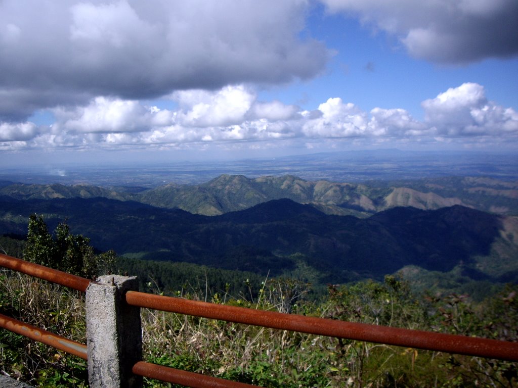 Vue du sommet de la Grand Piedra by Jacques Martel