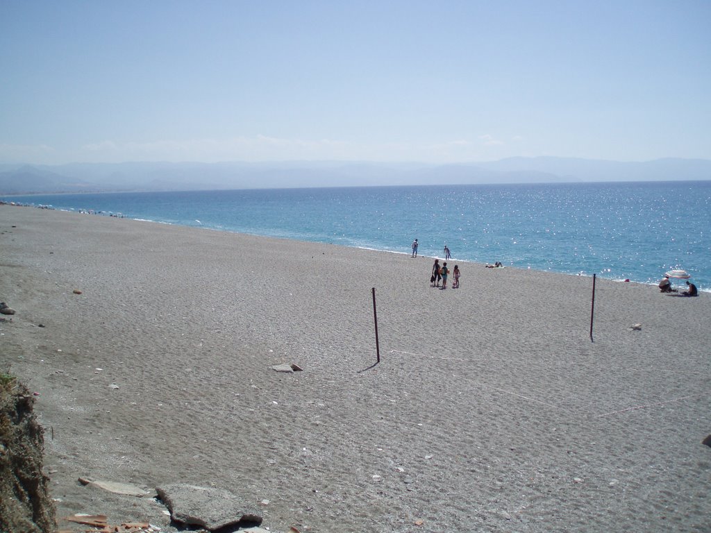 MILAZZO spiaggia di Ponente by ferdonio