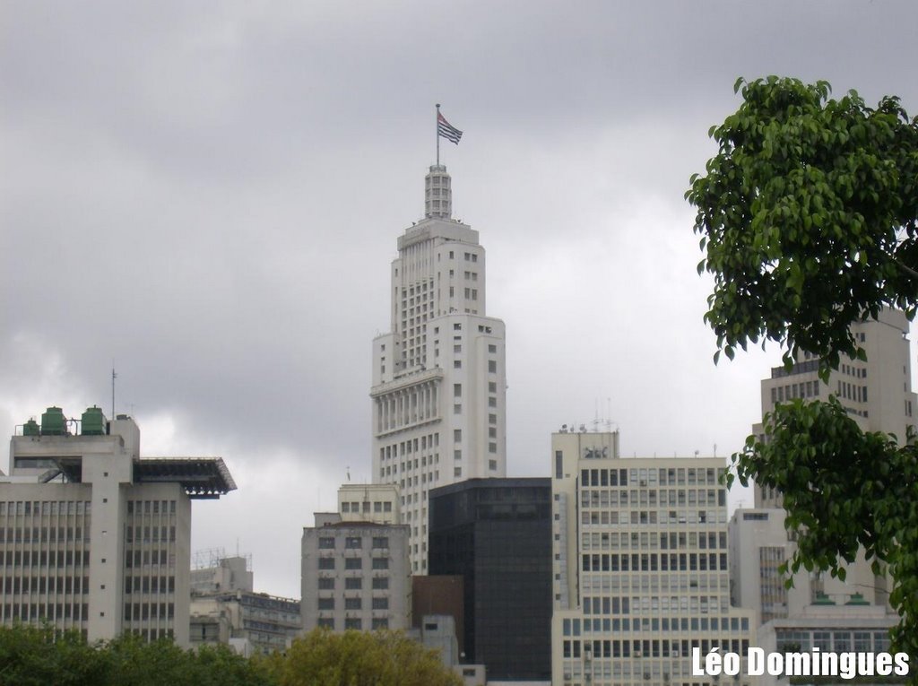 Edifício do Banespa, São Paulo, SP, Brasil by Léo Domingues