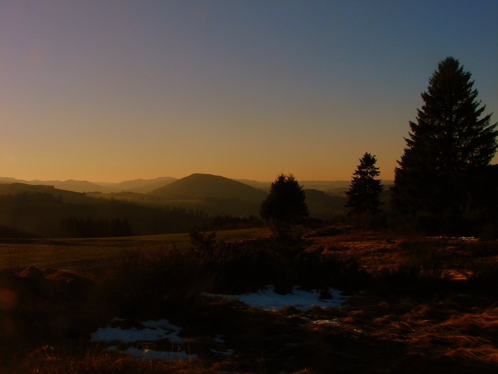 View to Almert from Sommerseite by Andreas Fischer (Lin…