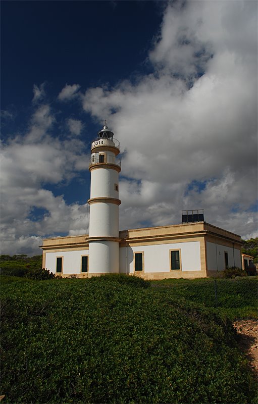 Lighthouse, Cap de ses Salines by akkamutz