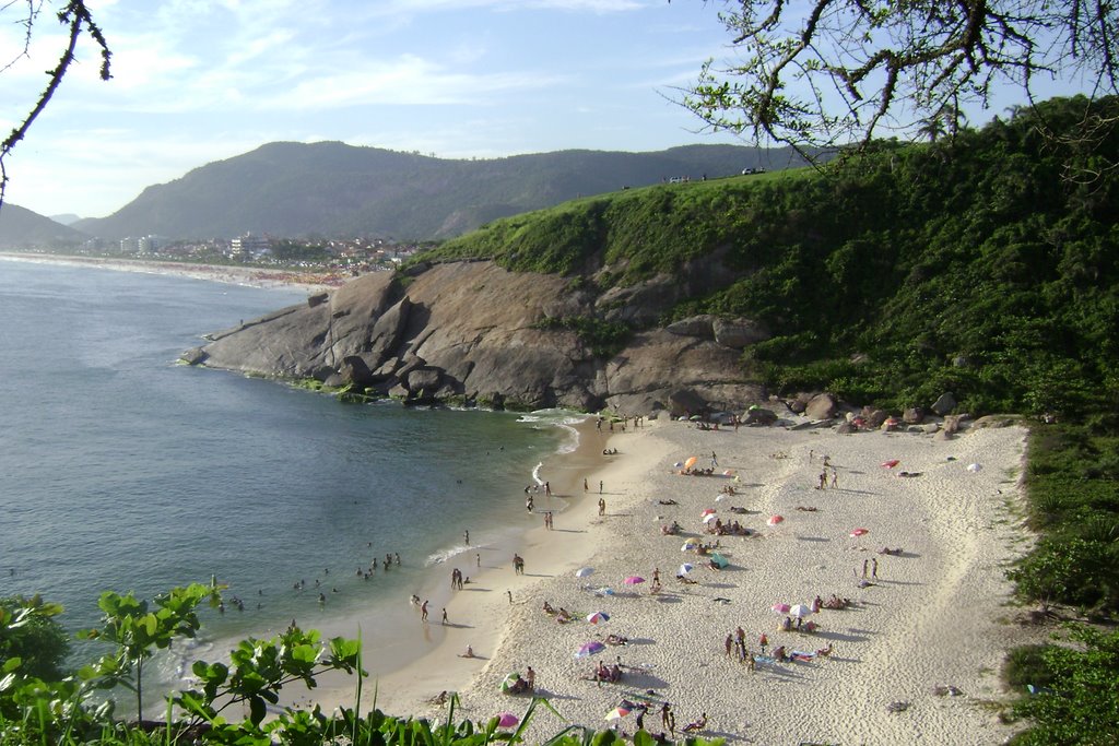 Praia do Sossego by guilhermebelmont