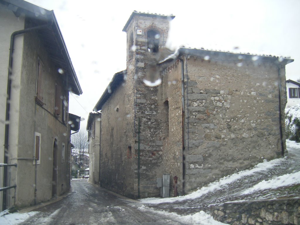 Chiesa di Valverde sotto la neve by zonli