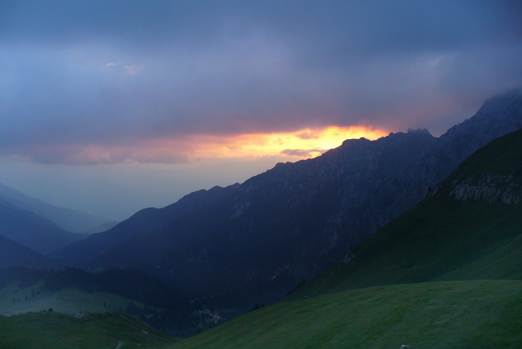 Tramonto nelle Dolomiti by Giovanni Malinverni