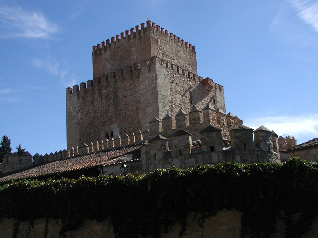 Parador de Ciudad Rodrigo by Enrique Parras