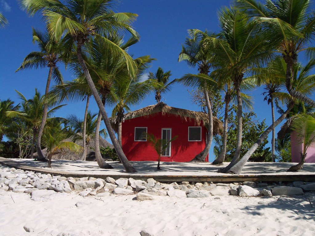 Rotes Haus, Isla Catalina by benjaminkaczmarek