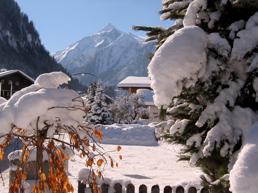 Kaprun geg. Kitzsteinhorn by hehmert1