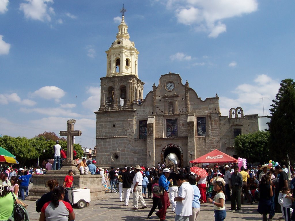 Templo Los Santos Reyes de Cajititlan by Carlos Mariscal