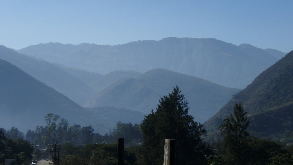 Cerros, vista hacia el ricon de las doncellas by mendozinodeveracruz