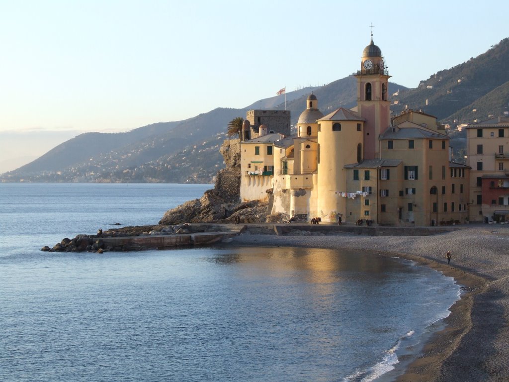 Camogli la chiesa by Marceleste