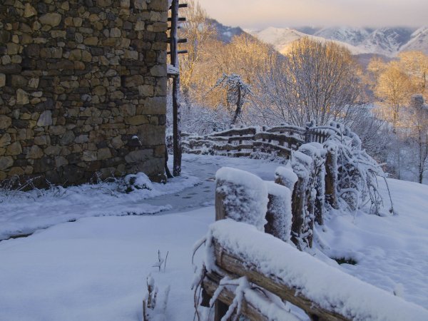 Rincón nevado en Bueres by monchu calvo