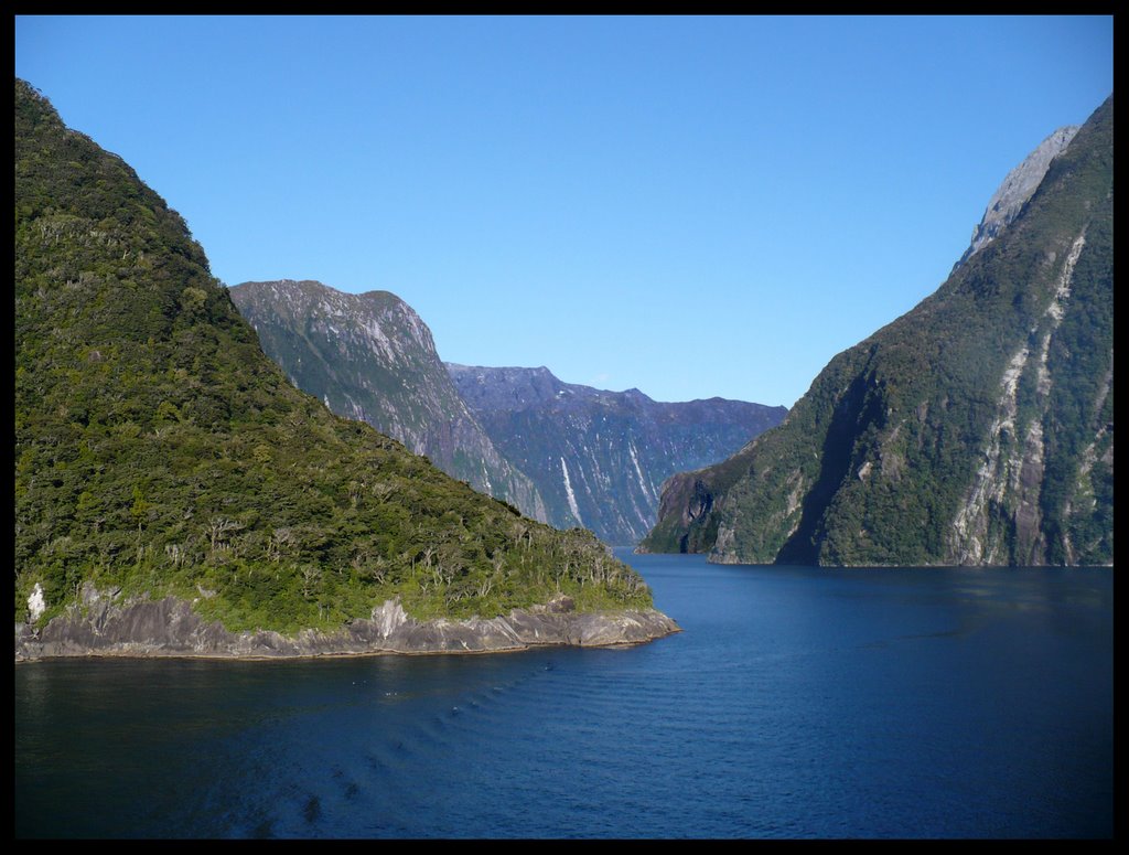 Milford Sound by Mark10