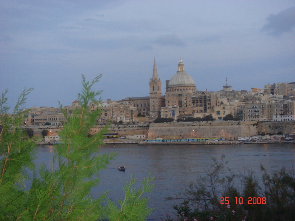 Valletta in sunset by Lvovitch