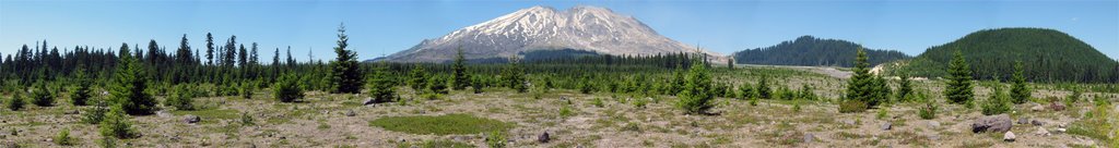 SE Mt. St. Helens Panorama by bigkage