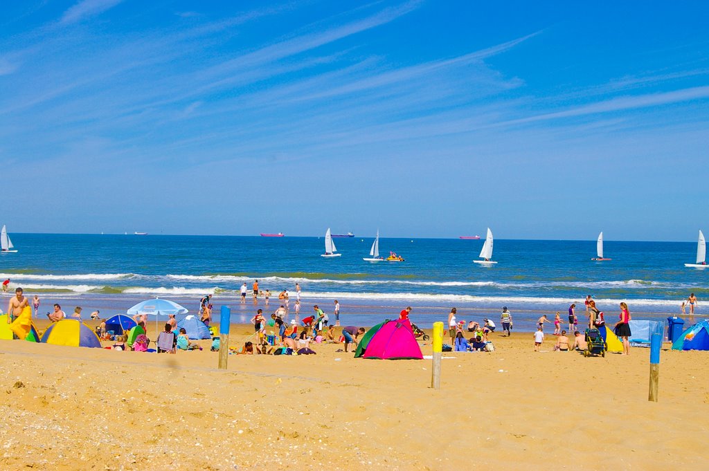 Wassennaar beach by Victor Ekpuk