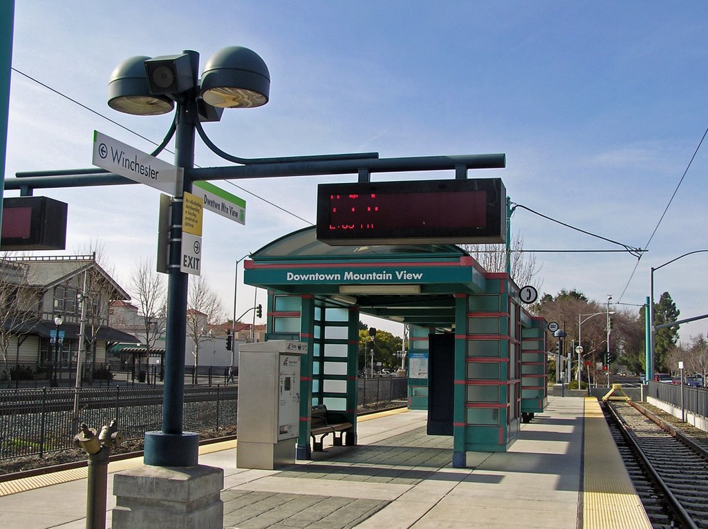 VTA Light Rail Station Downtown Mountain View by Peter Huang