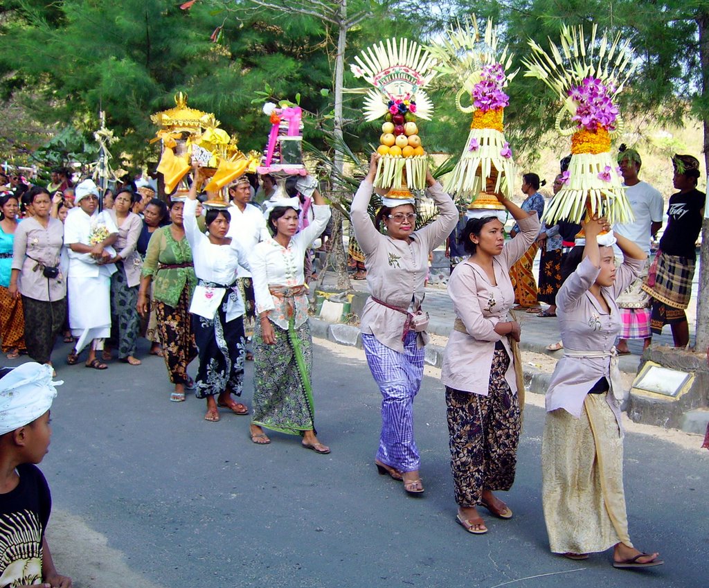 Funeral procession, Padang Bai by WynRichards