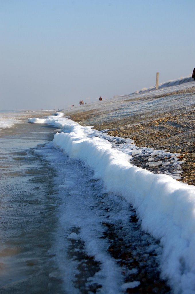 Ice at the sea - Gefrorenes Salzwasser by Lecleire Jacques (2)