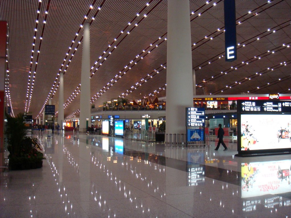 Beijing International Airport Inside by ashish saxena