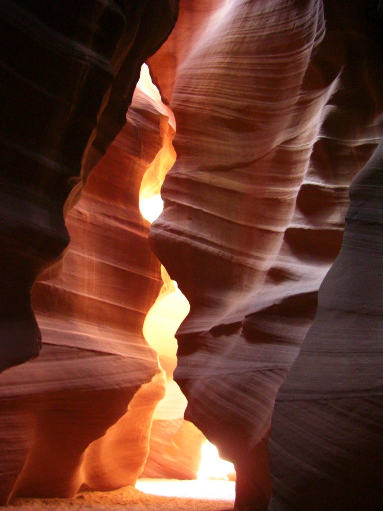 Antelope Canyon by Mauro Colonna