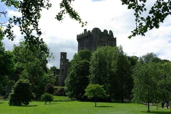 Blarney Castle Enter by manteconan