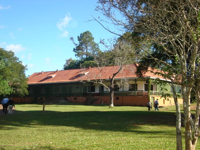 PRIMERA ESCUELA EN MISIONES by Lorena Murúa