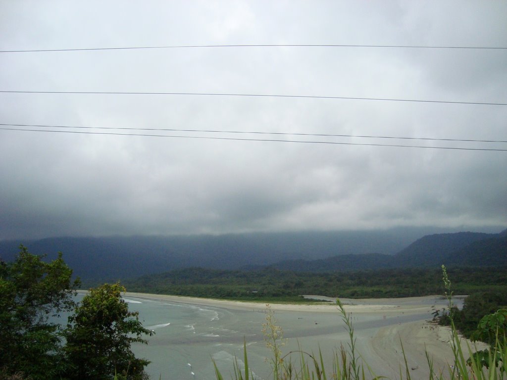 Praia da fazenda.. vista da trilha de picinguaba by Samuel Chinarelli Te…