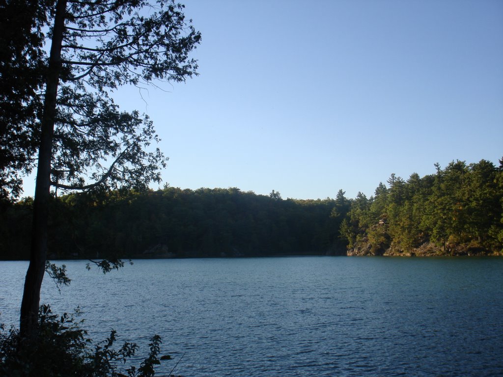 Pink Lake by margui1