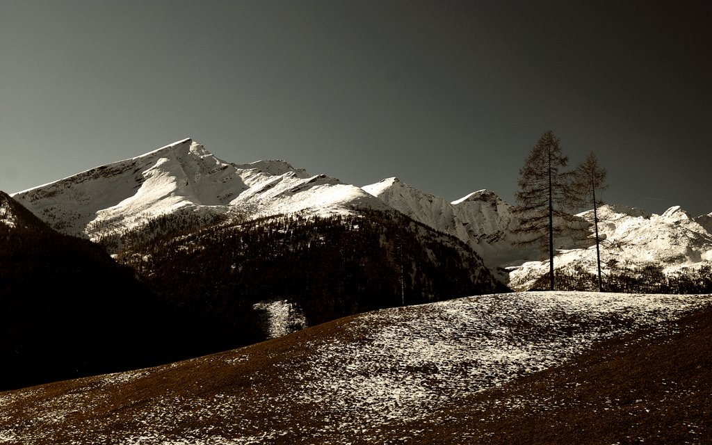 Saraberger Wiesen - Blick Richtung Sternspitze by RennwegRamses